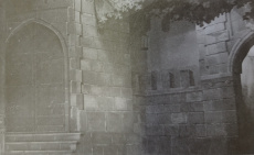 Část dekorace k Noci na Karlštejně